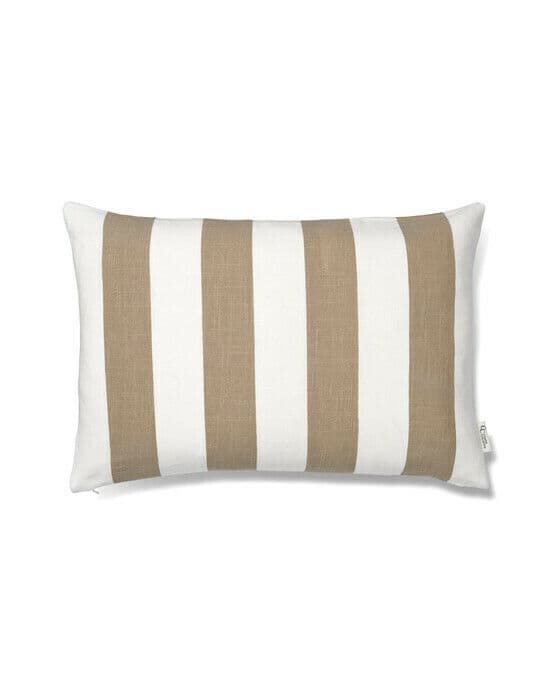 Striped kuddfodral beige