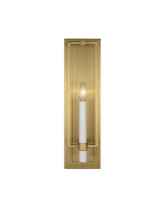Marston Tall vägglampa mässing
