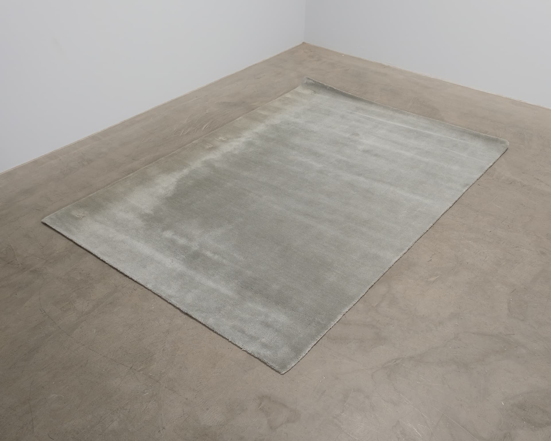 Layered Solid Wool matta 170 x 280 cm Sage