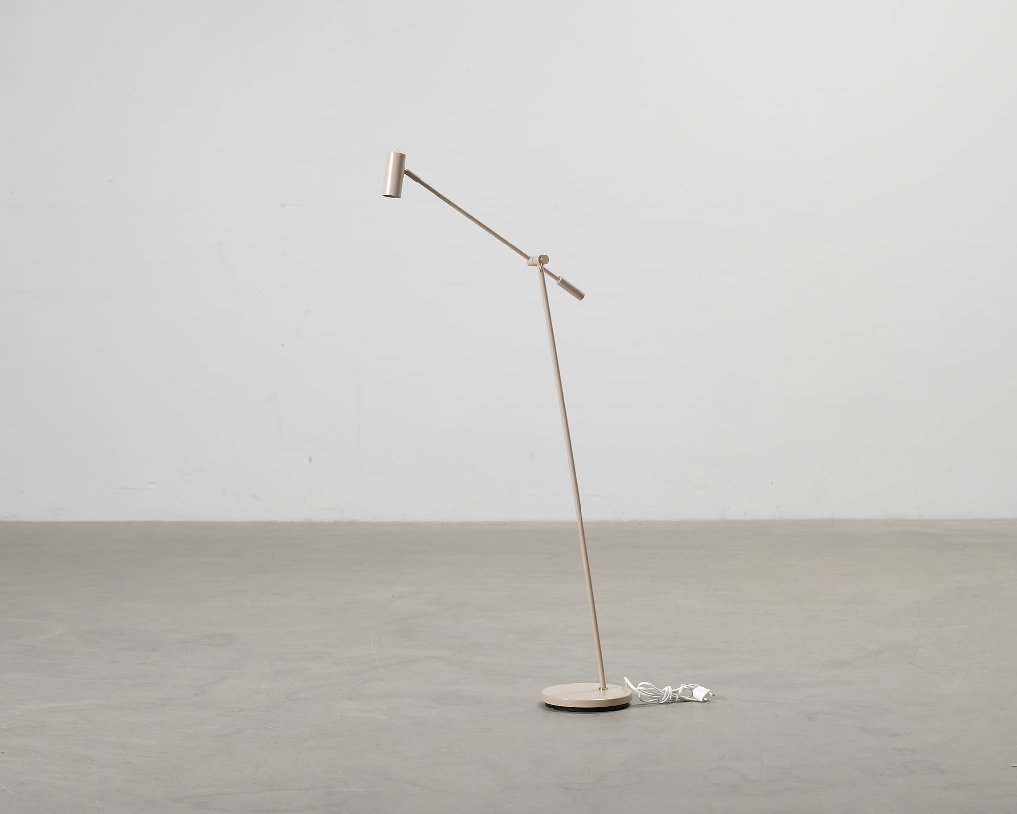 Belid Cato golvlampa Nougat