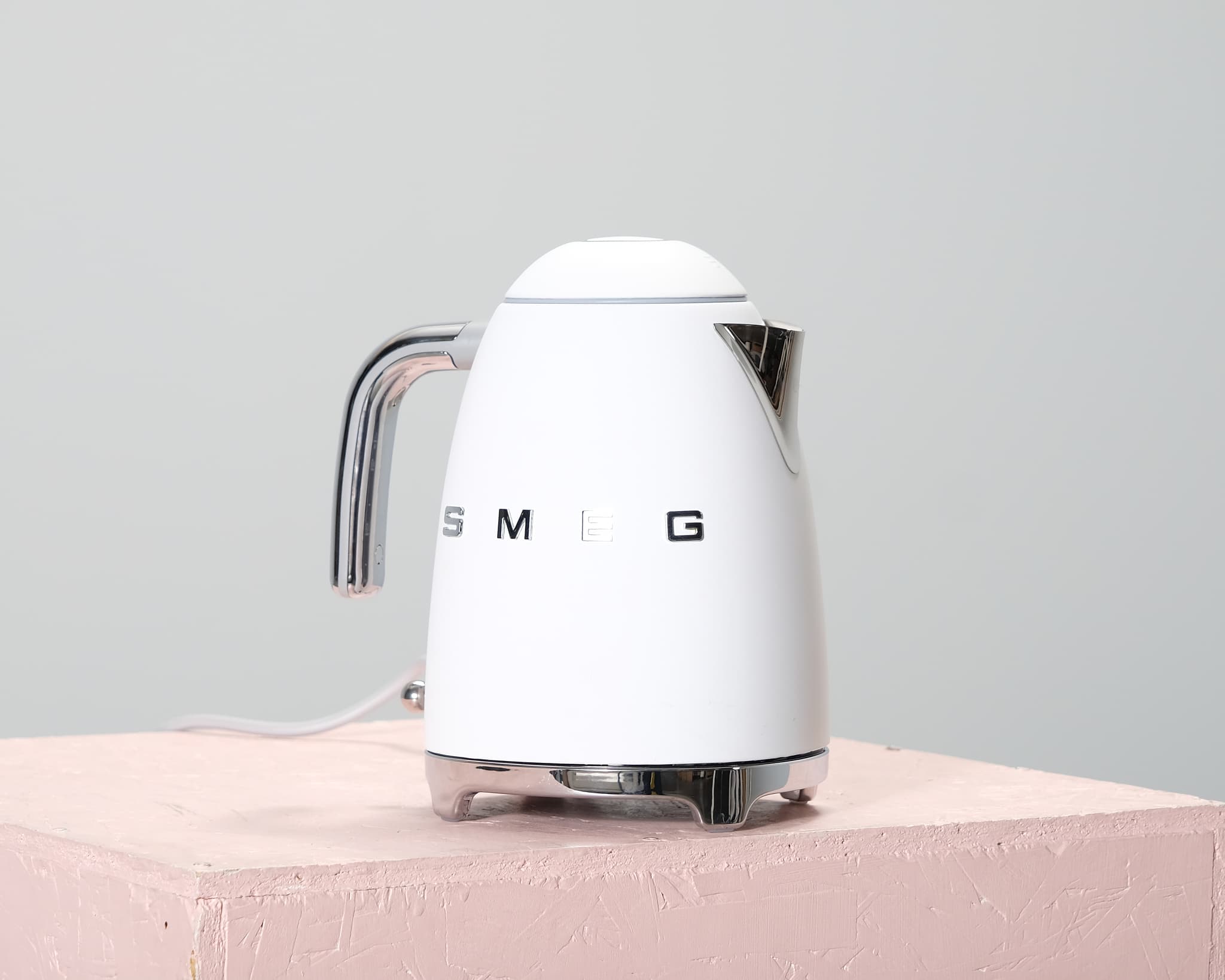 Smeg vattenkokare 1,7 L mattvit