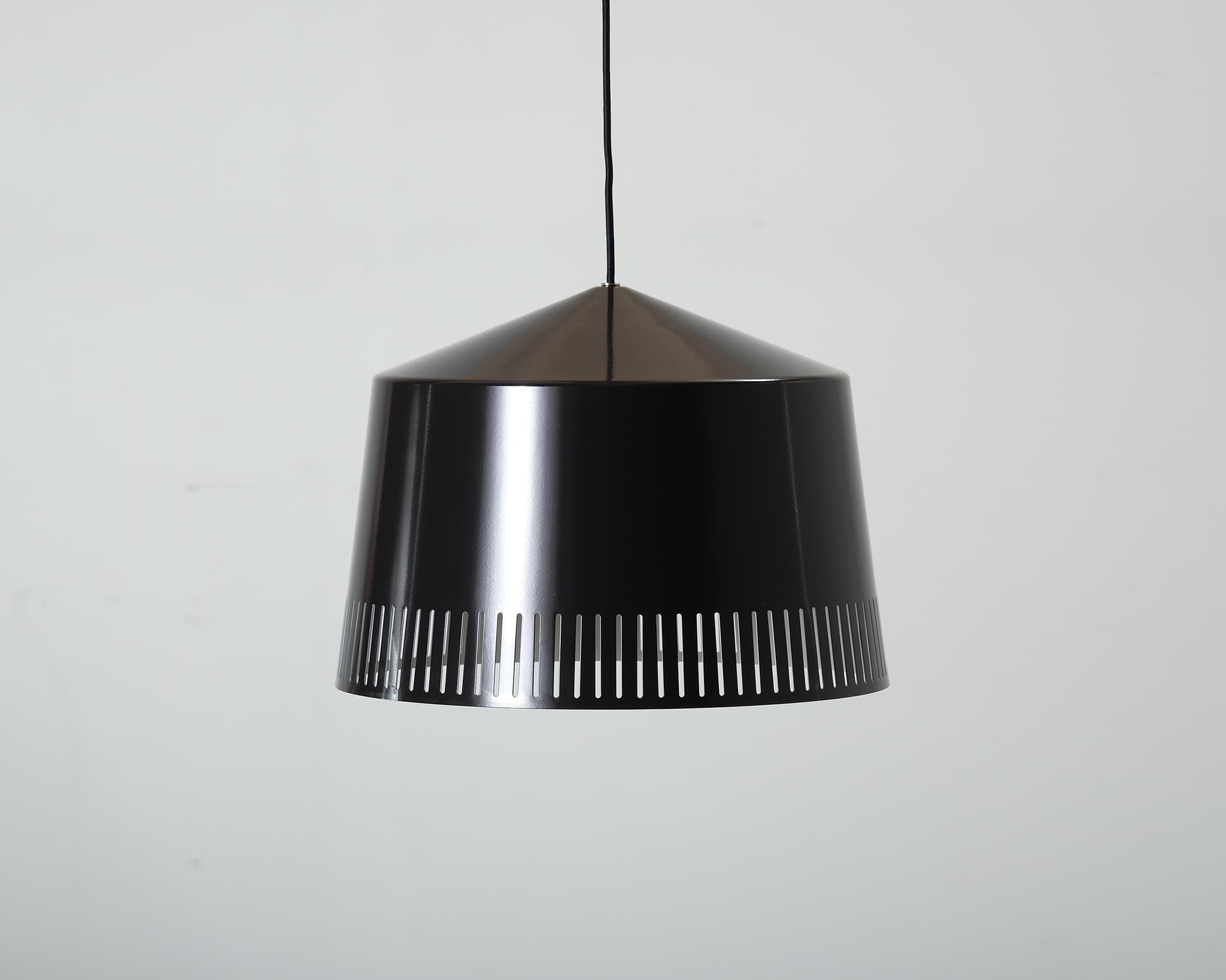 Normann Copenhagen Toli pendel Ø 42 cm brun