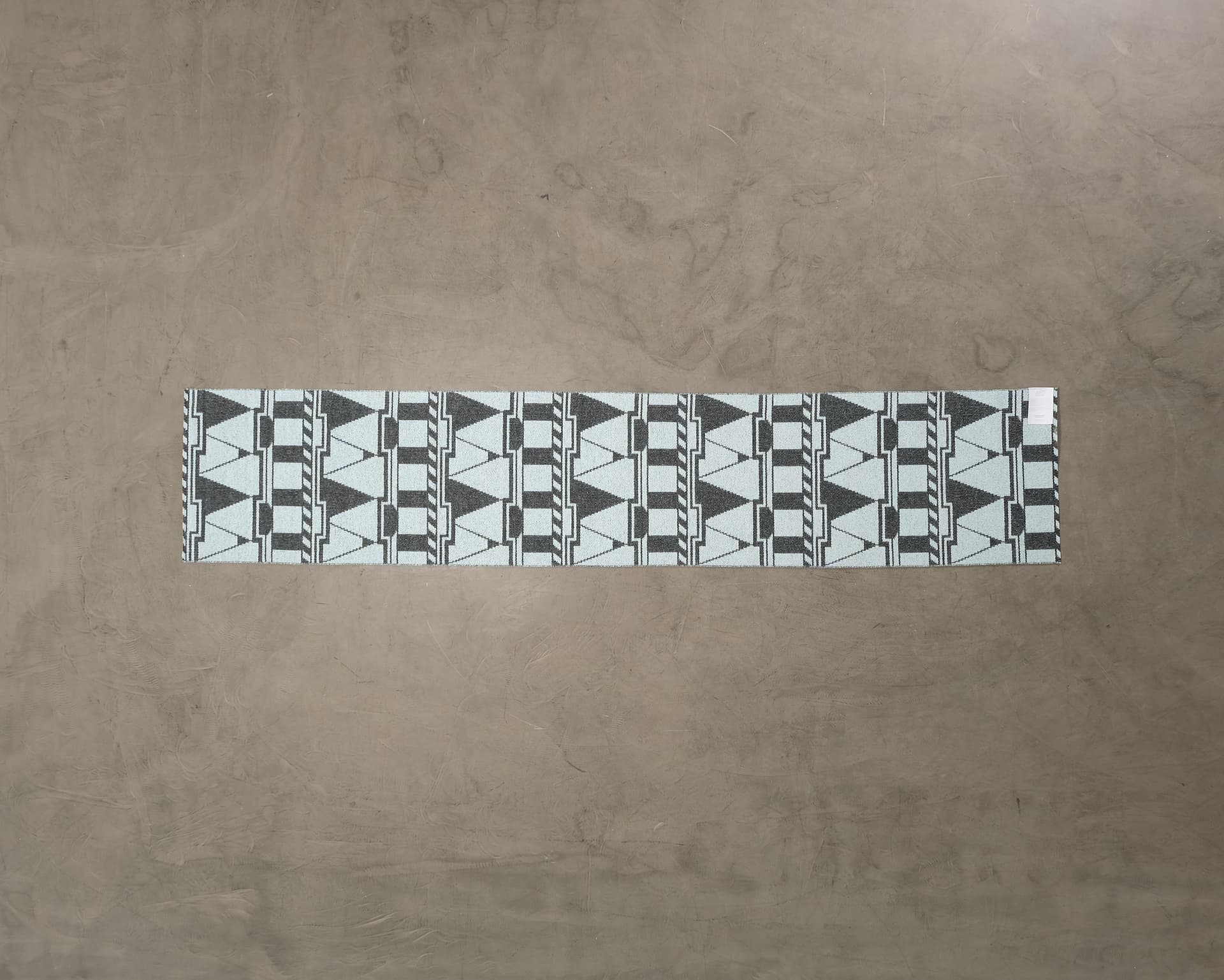 Varg Designkollektiv Stad matta 70 x 350 cm blå