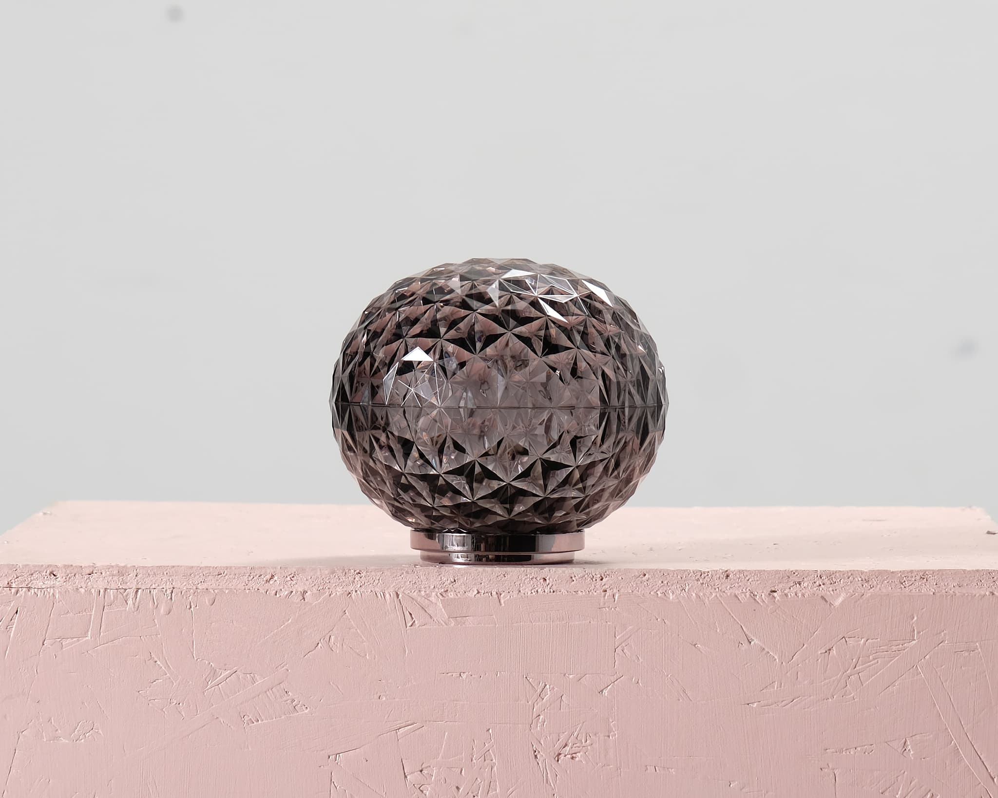 Kartell Mini Planet bordslampa Smoke