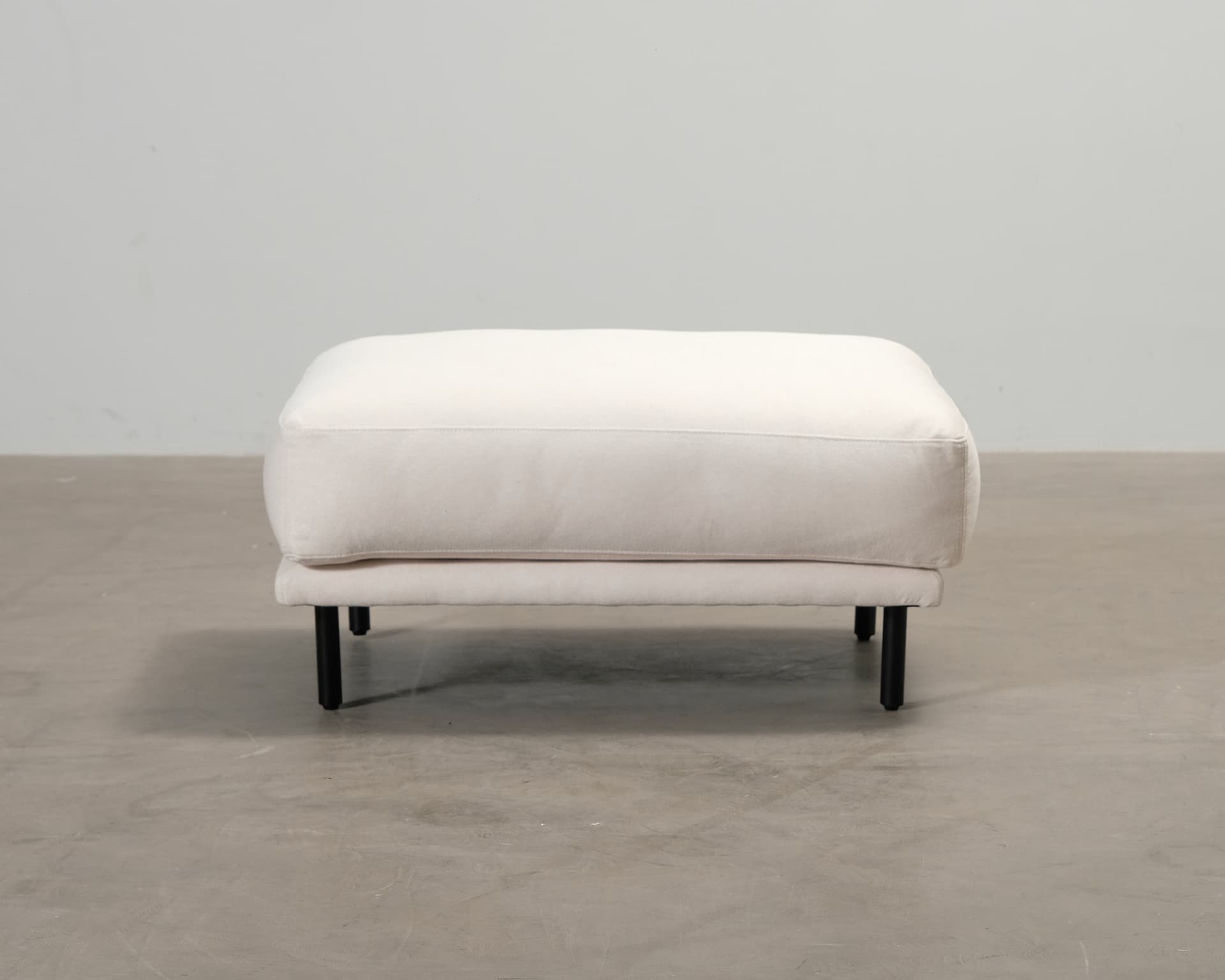 Sofacompany Harvey fotpall beige