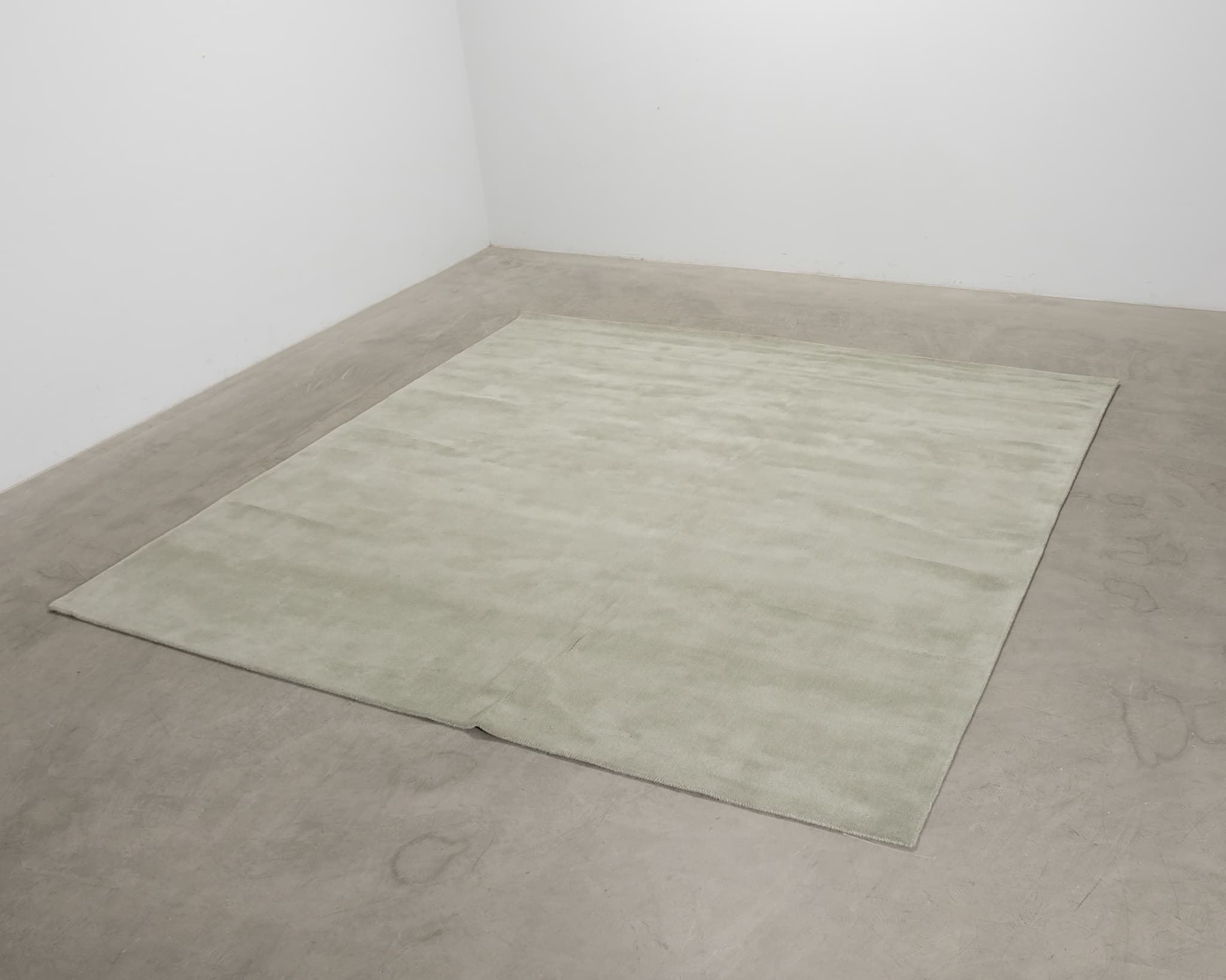 Layered Solid Wool matta 300 x 300 cm Sage
