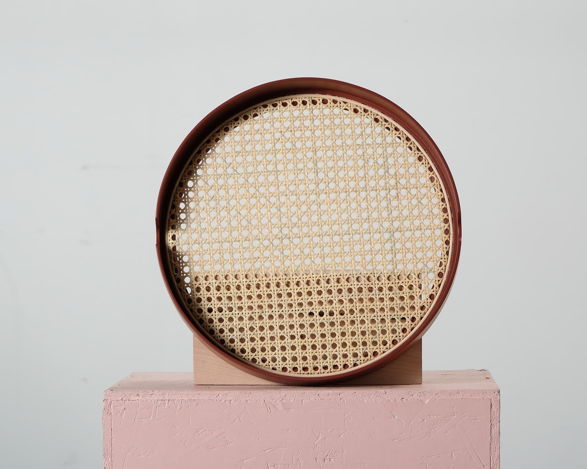 Normann Copenhagen Salon Tray bricka Ø 40 cm roströd