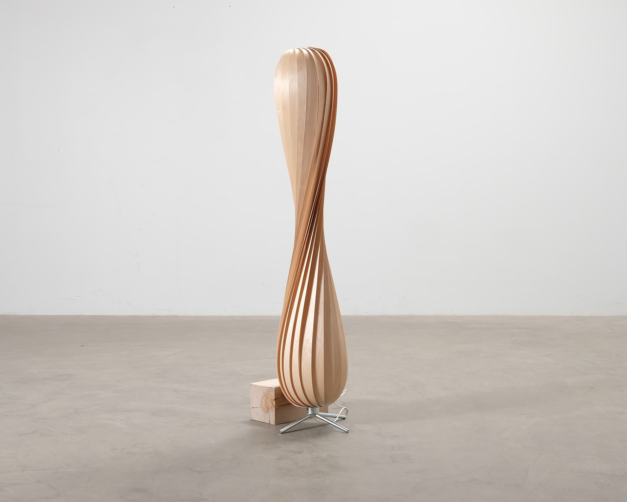 Tom Rossau TR7 golvlampa Natural