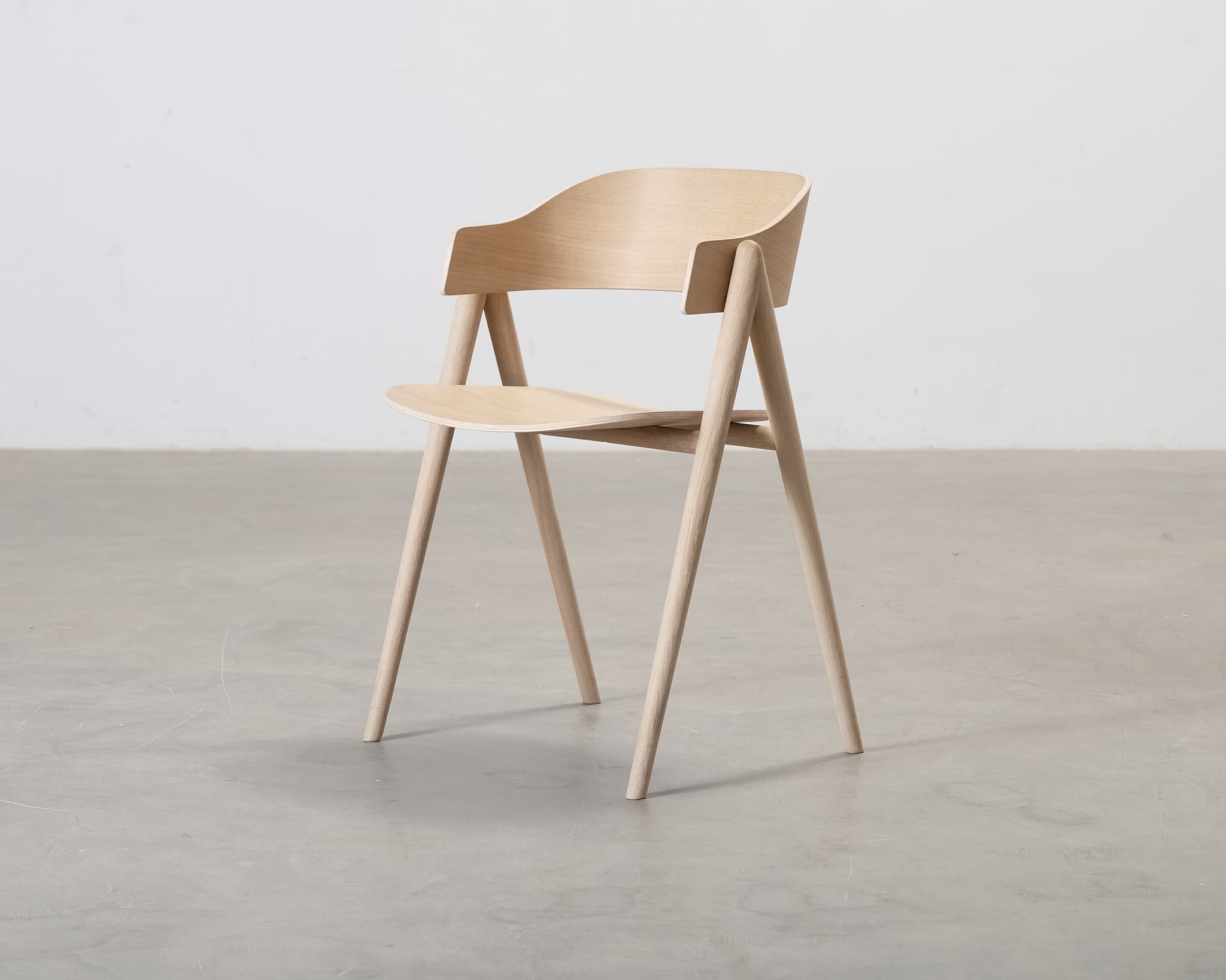 Forms & Objects Hennie matstol i ek