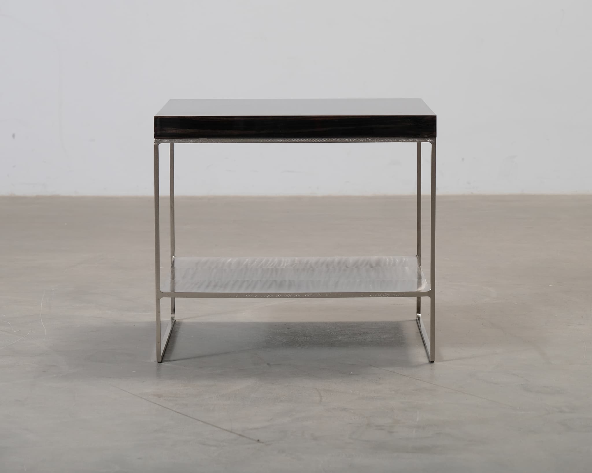 Minotti soffbord 60 x 60 cm