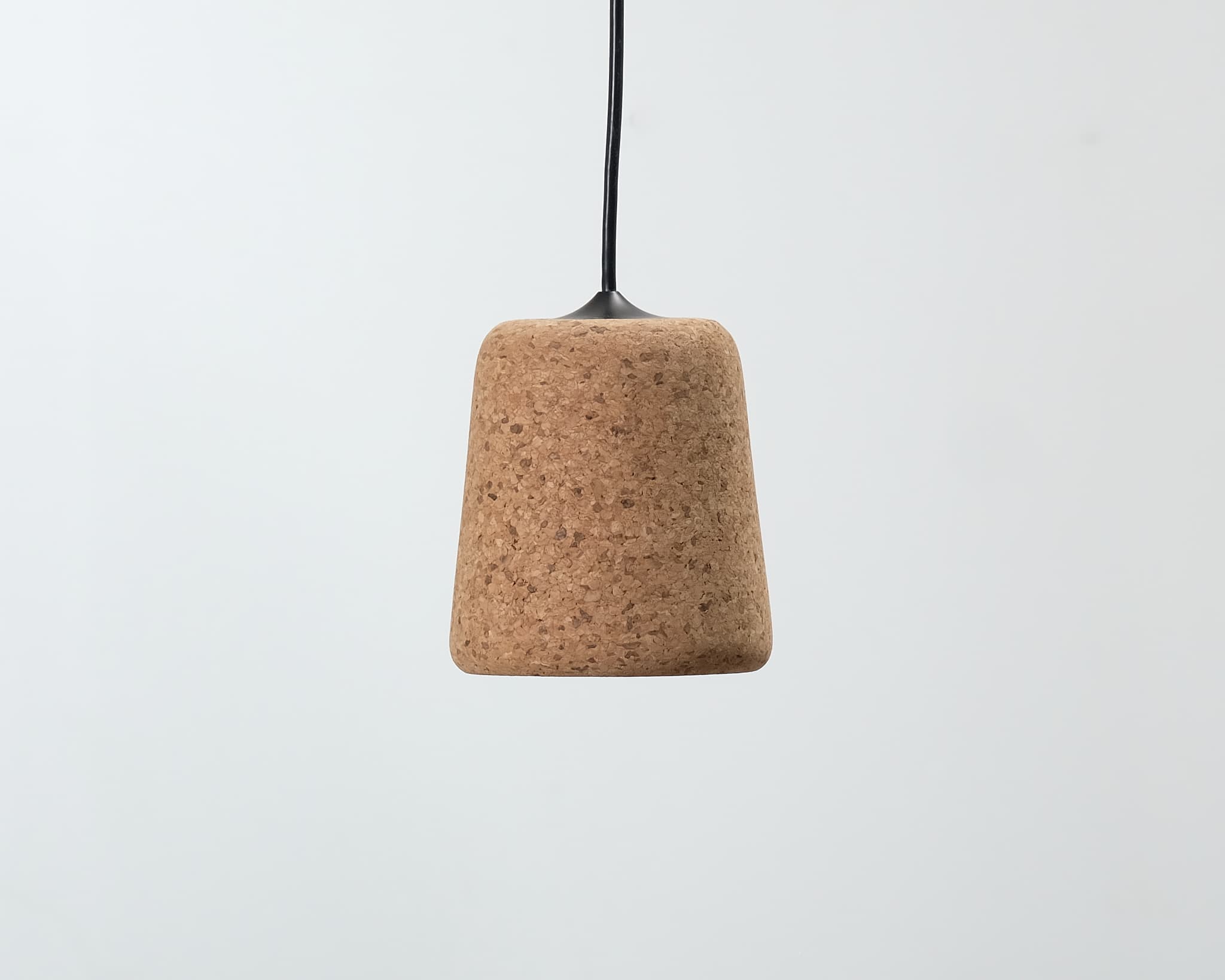 New Works Material pendellampa kork