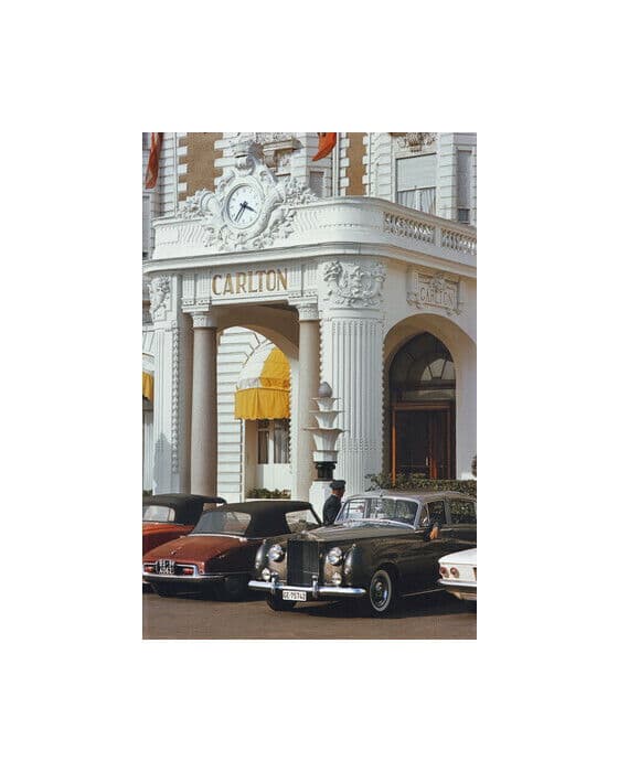 Carlton Hotel