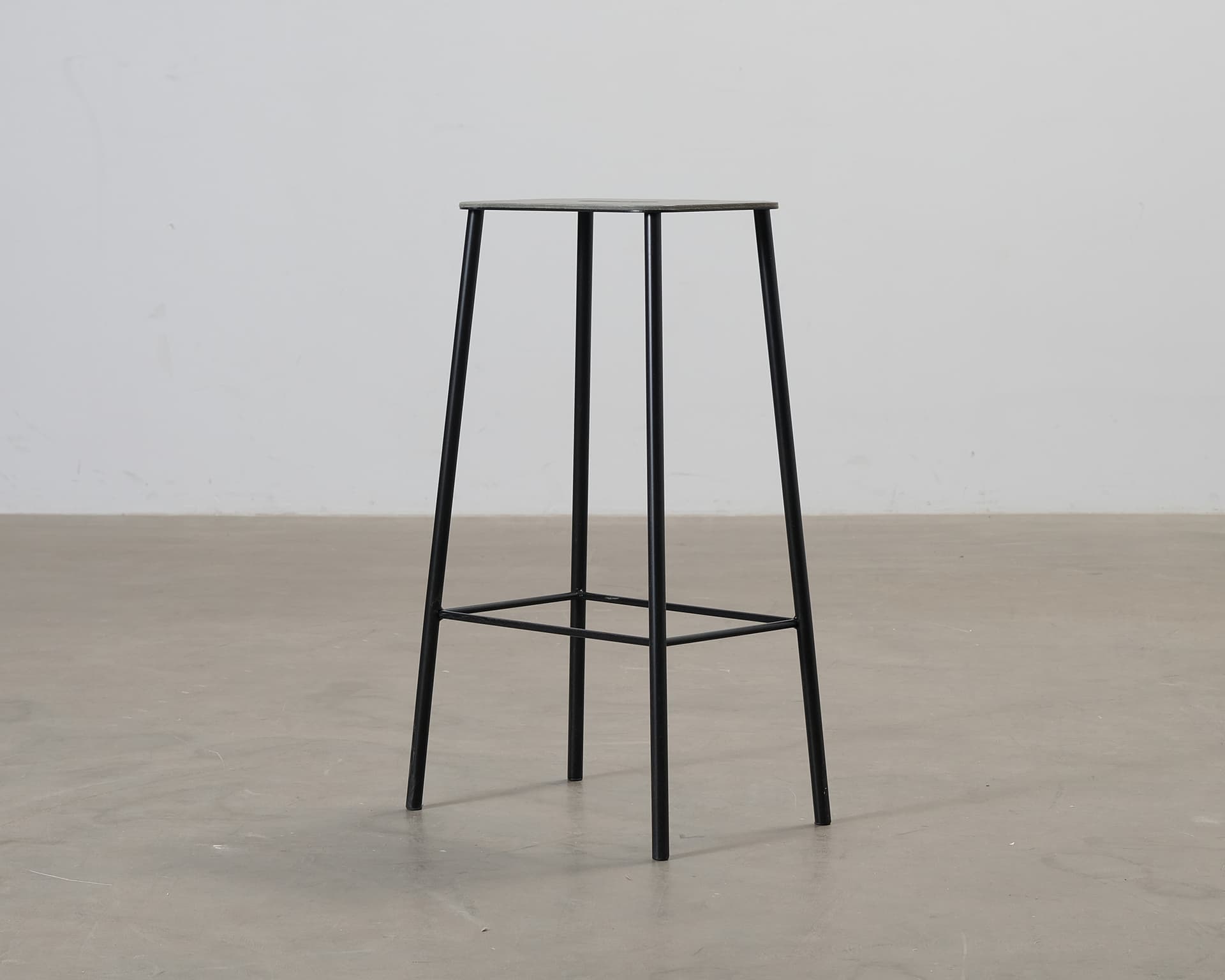Frama Adam barpall 76 cm svart / läder