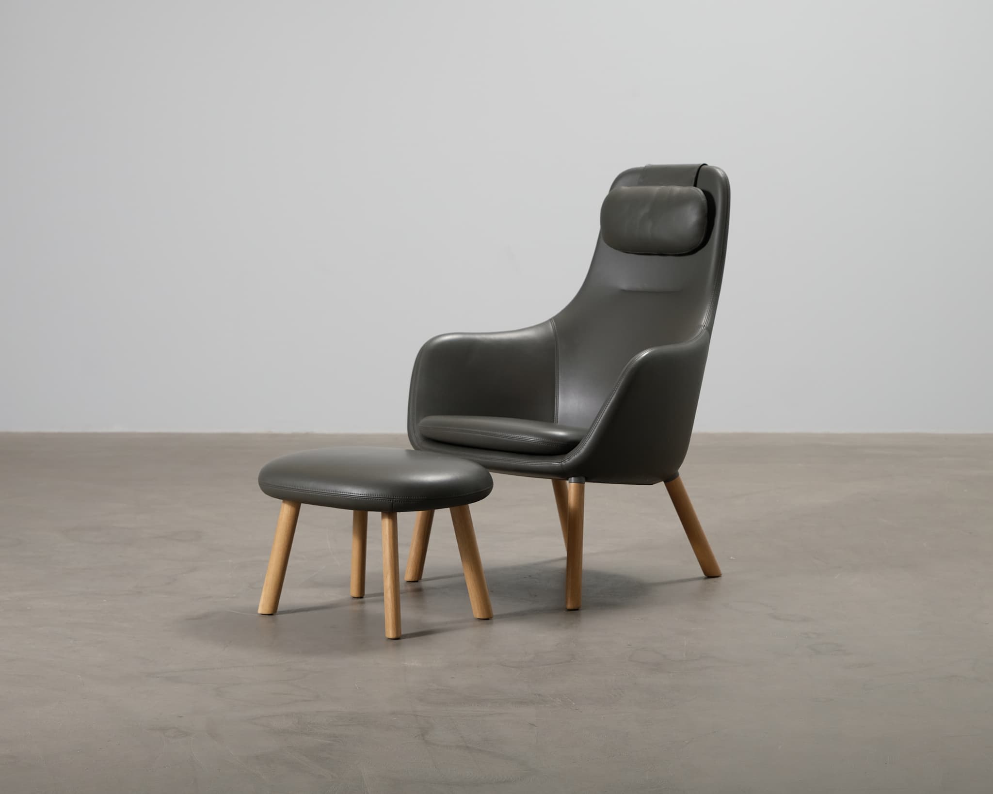 Vitra HAL fåtölj med fotpall grå