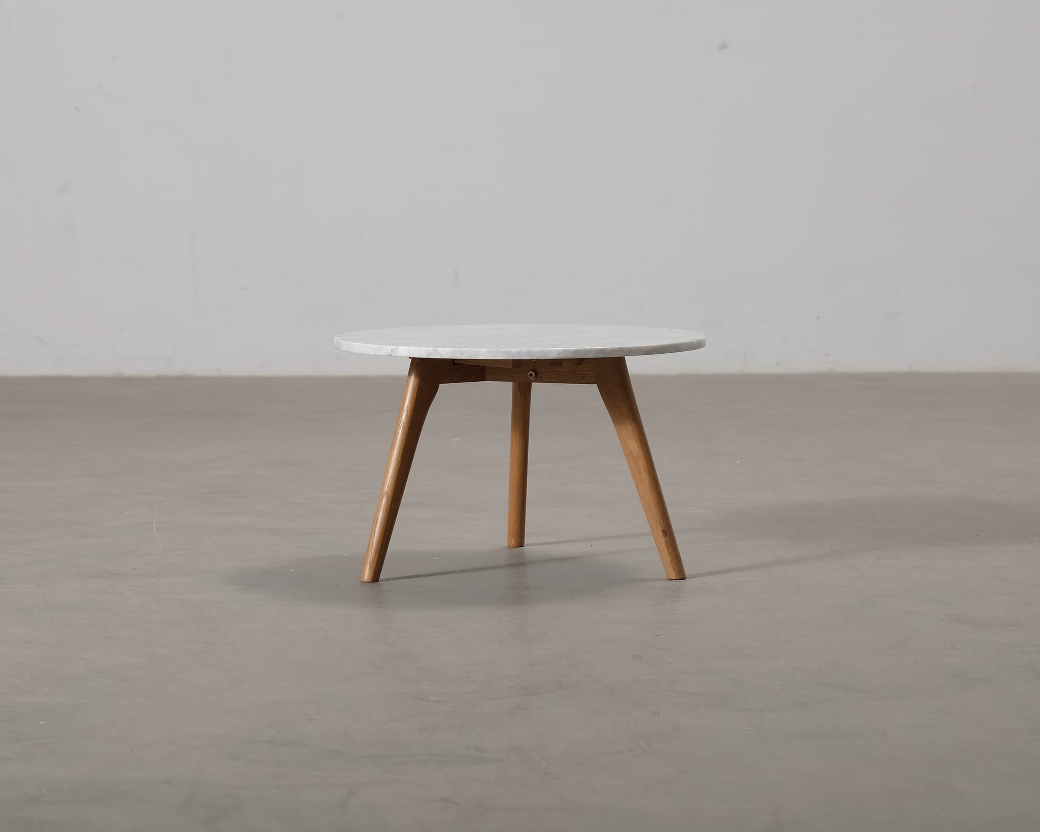 Zuiver marble coffee table ø 50 cm
